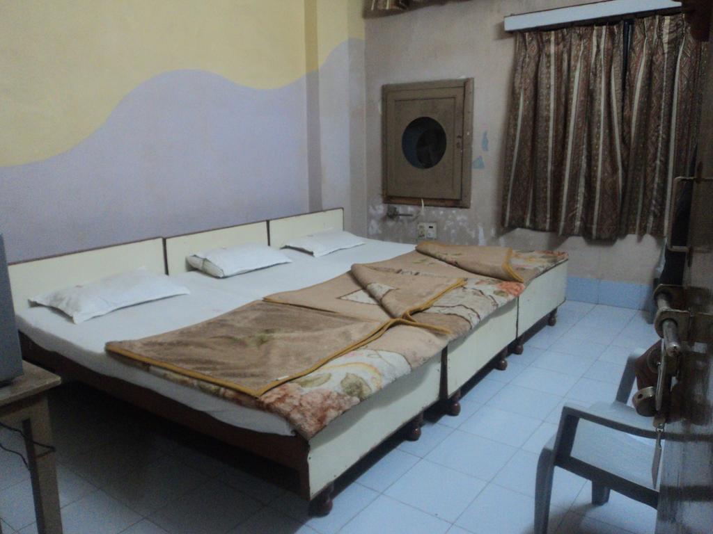 Hotel Jyoti Bénarès Extérieur photo
