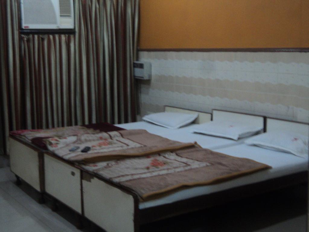 Hotel Jyoti Bénarès Extérieur photo